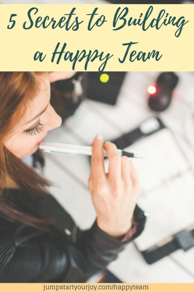 5 secrets to building a happy team - a great article about how to make the most of virtual teams. Click to read and pin for later. www.jumpstartyourjoy.com